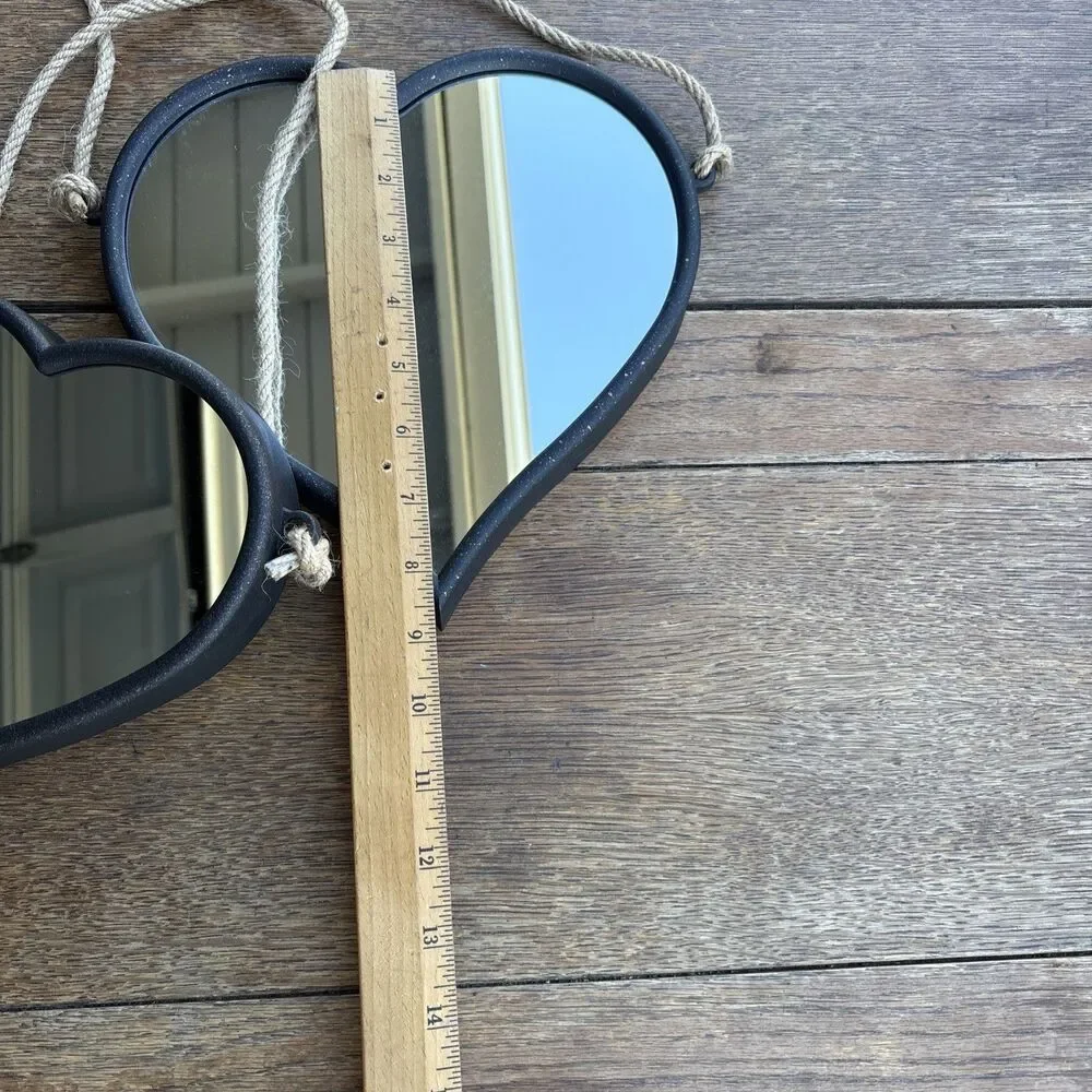 Rustic/industrial/coastal heart mirrors ￼
